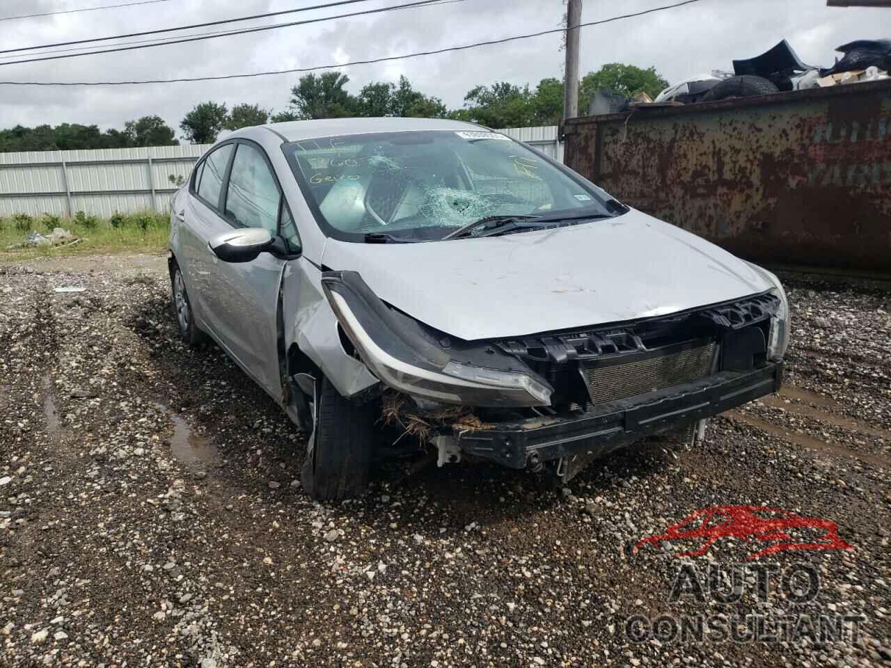 KIA FORTE 2017 - 3KPFK4A70HE114431