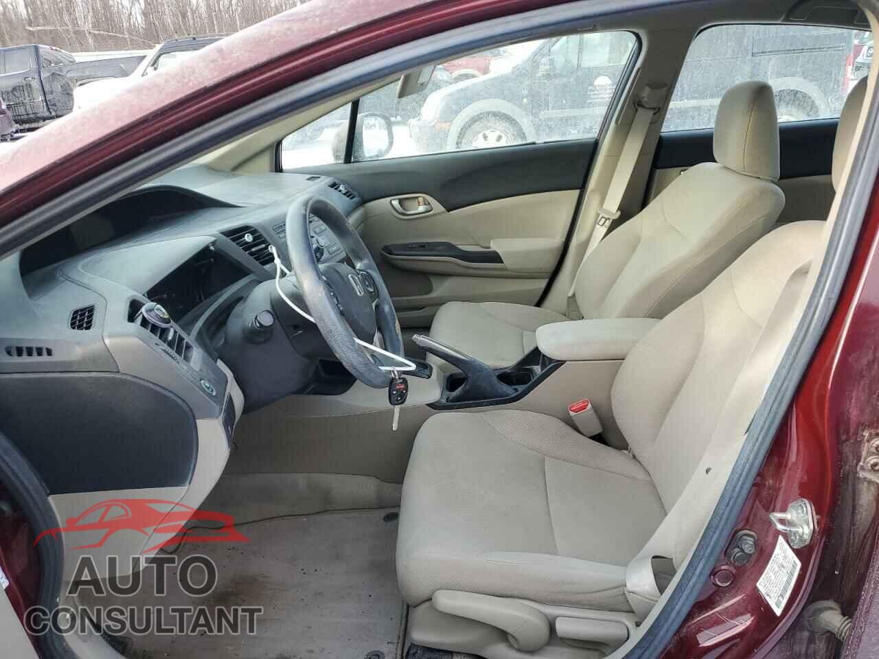 HONDA CIVIC 2012 - 2HGFB2F56CH575272