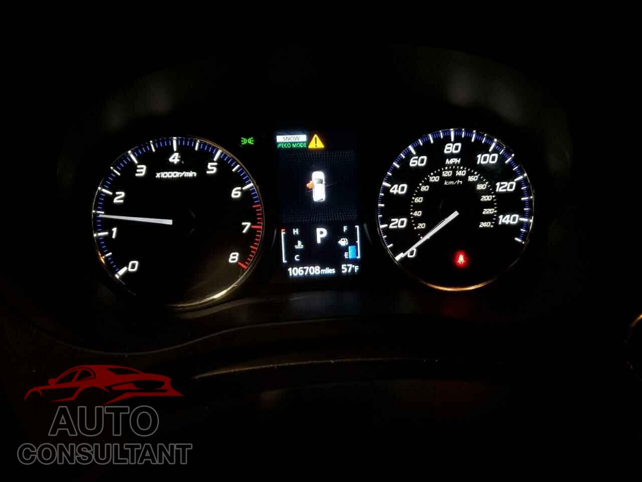 MITSUBISHI OUTLANDER 2018 - JA4AZ3A31JZ044004