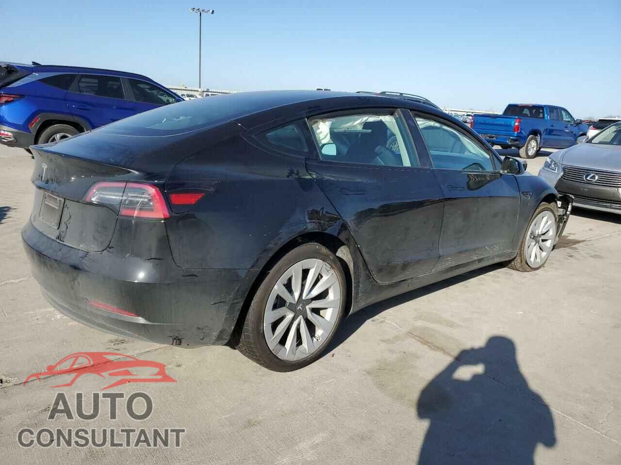 TESLA MODEL 3 2023 - 5YJ3E1EA5PF433685