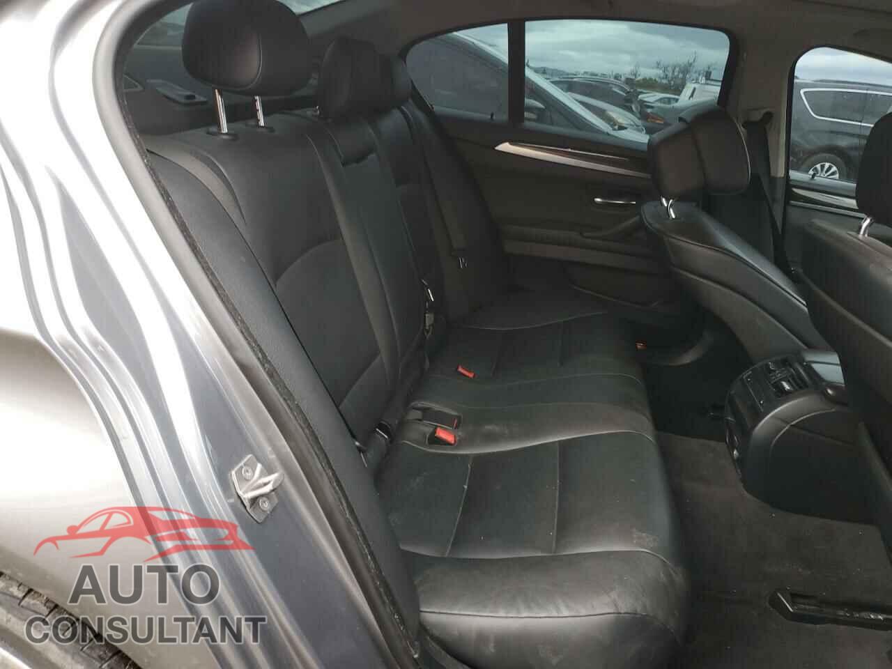 BMW 5 SERIES 2012 - WBAFR7C59CC816978