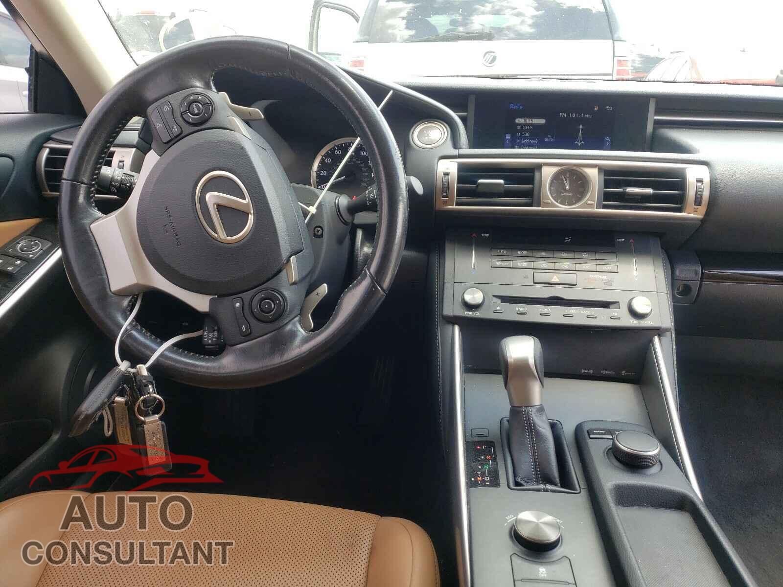 LEXUS IS 2016 - JTHBA1D26G5014309
