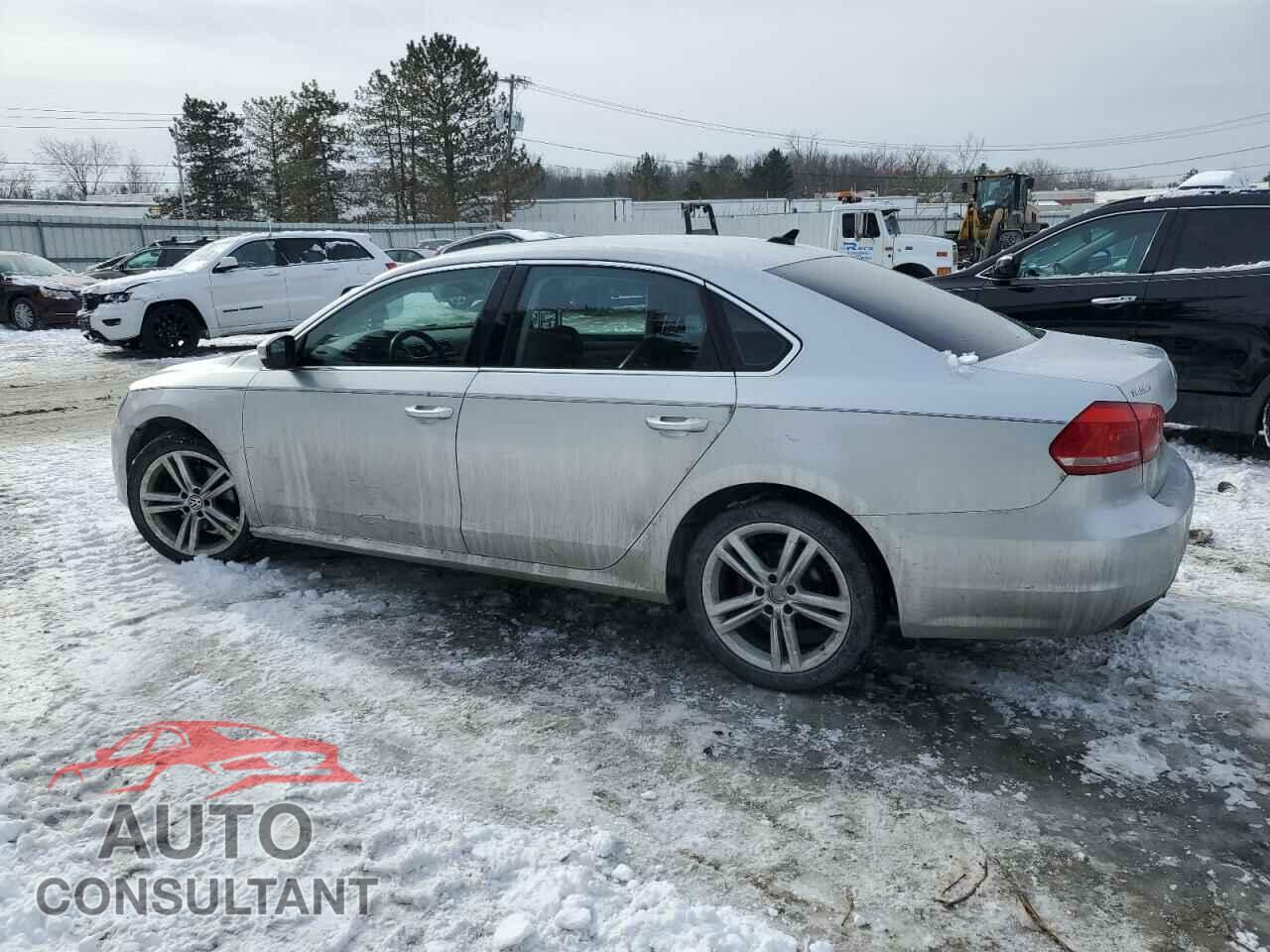 VOLKSWAGEN PASSAT 2014 - 1VWBN7A37EC111028