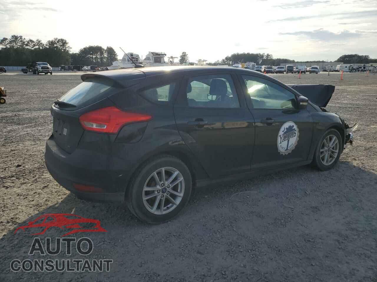 FORD FOCUS 2017 - 1FADP3K26HL208123