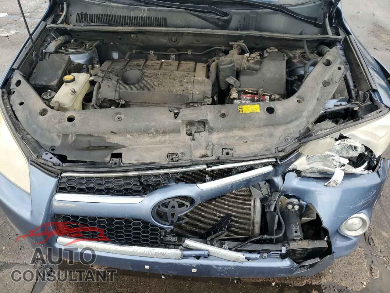 TOYOTA RAV4 2012 - 2T3DF4DV7CW228347