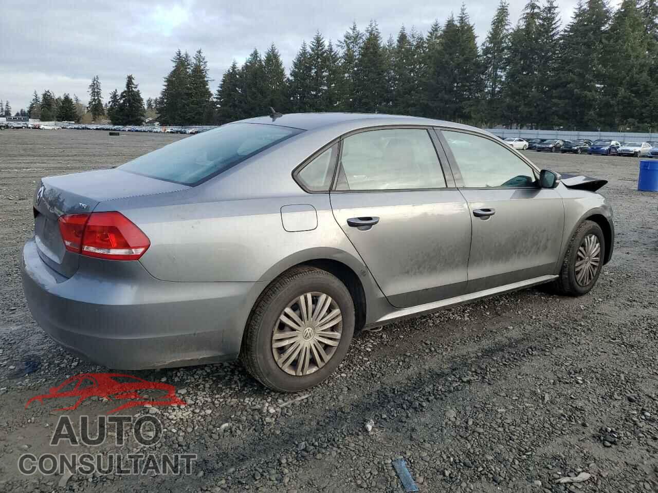 VOLKSWAGEN PASSAT 2015 - 1VWAT7A35FC040964
