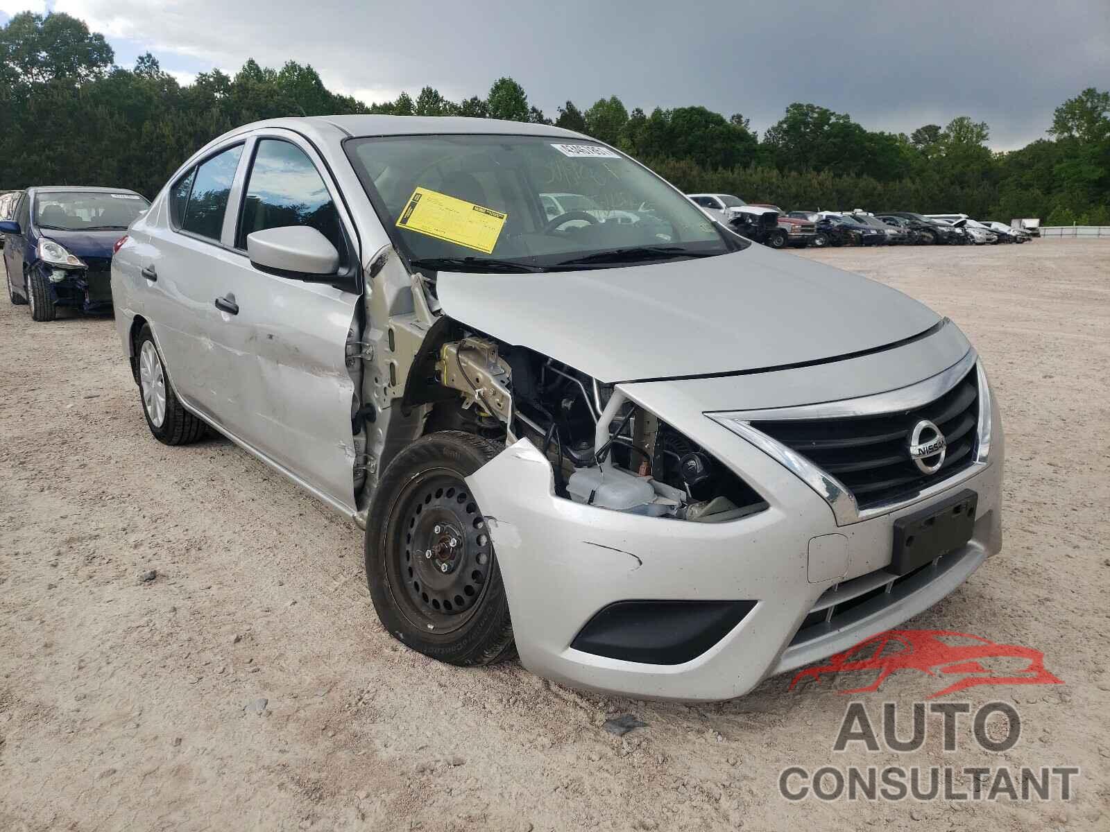 NISSAN VERSA 2019 - 3N1CN7AP8KL813369