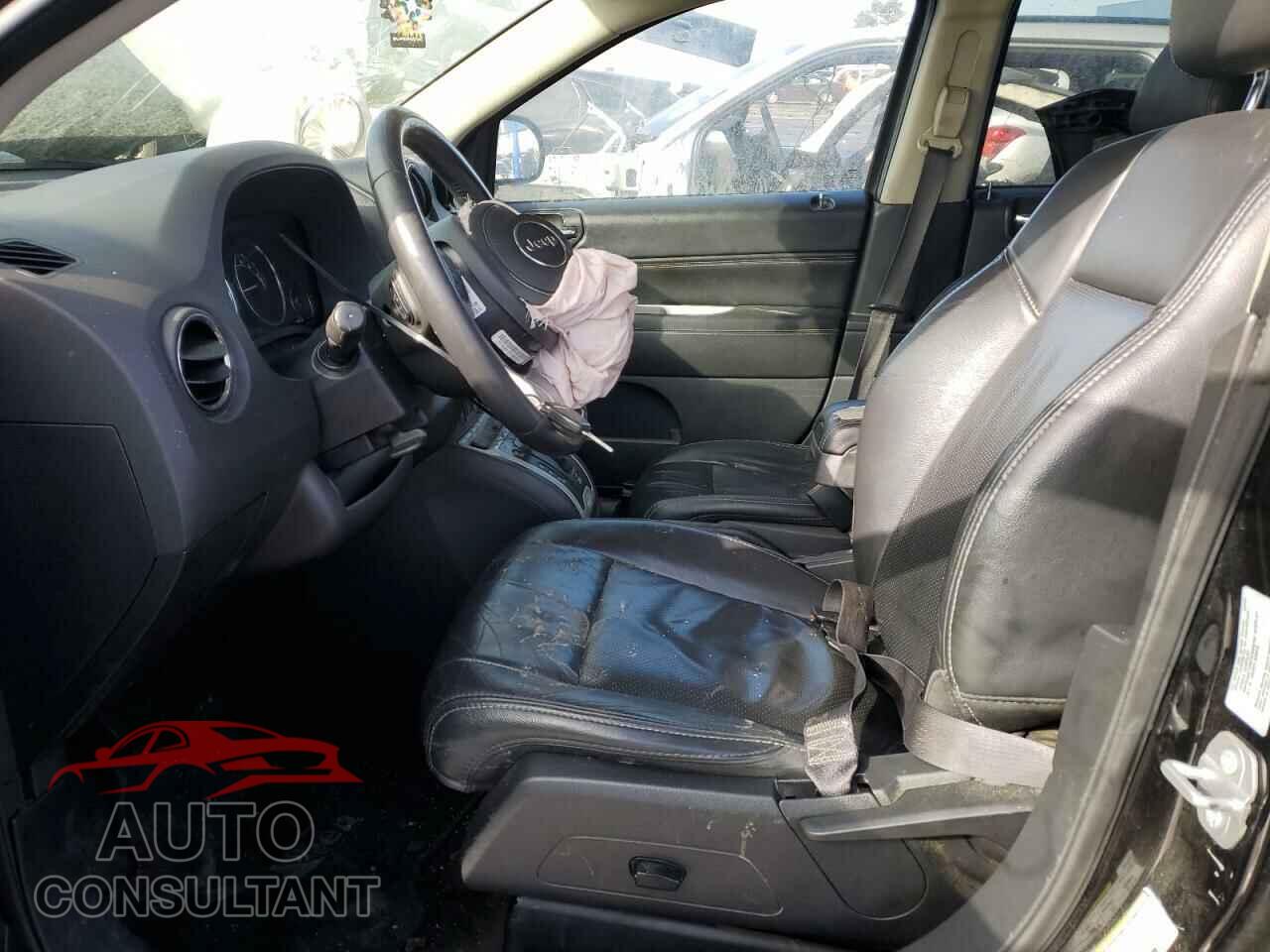 JEEP COMPASS 2016 - 1C4NJCEA3GD777040
