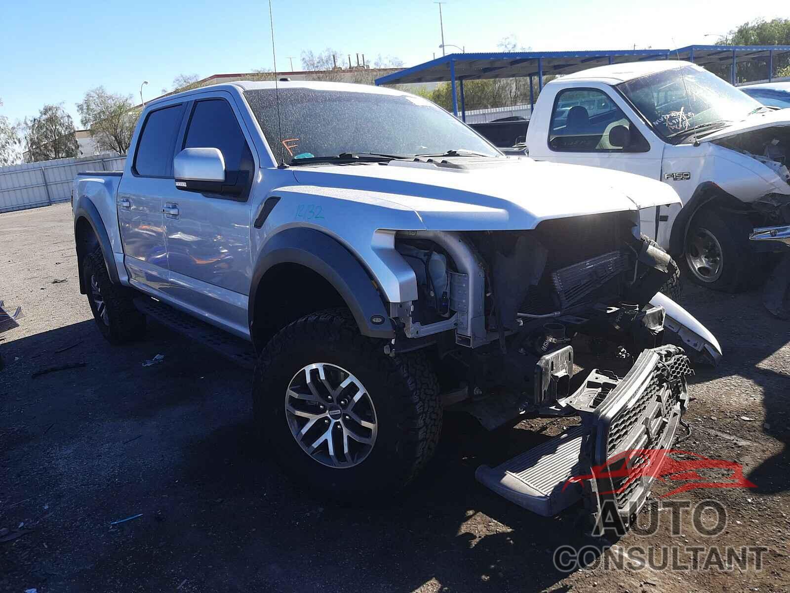 FORD F150 SVT 2018 - 1FTFW1RGXJFC02115