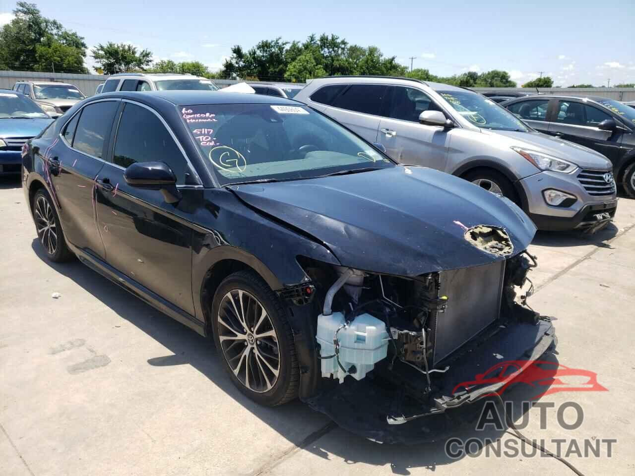 TOYOTA CAMRY 2018 - 4T1B11HK2JU140025
