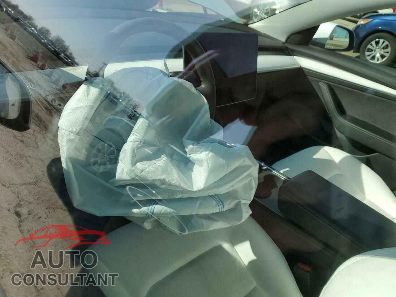 TESLA MODEL 3 2021 - 5YJ3E1EB7MF046835