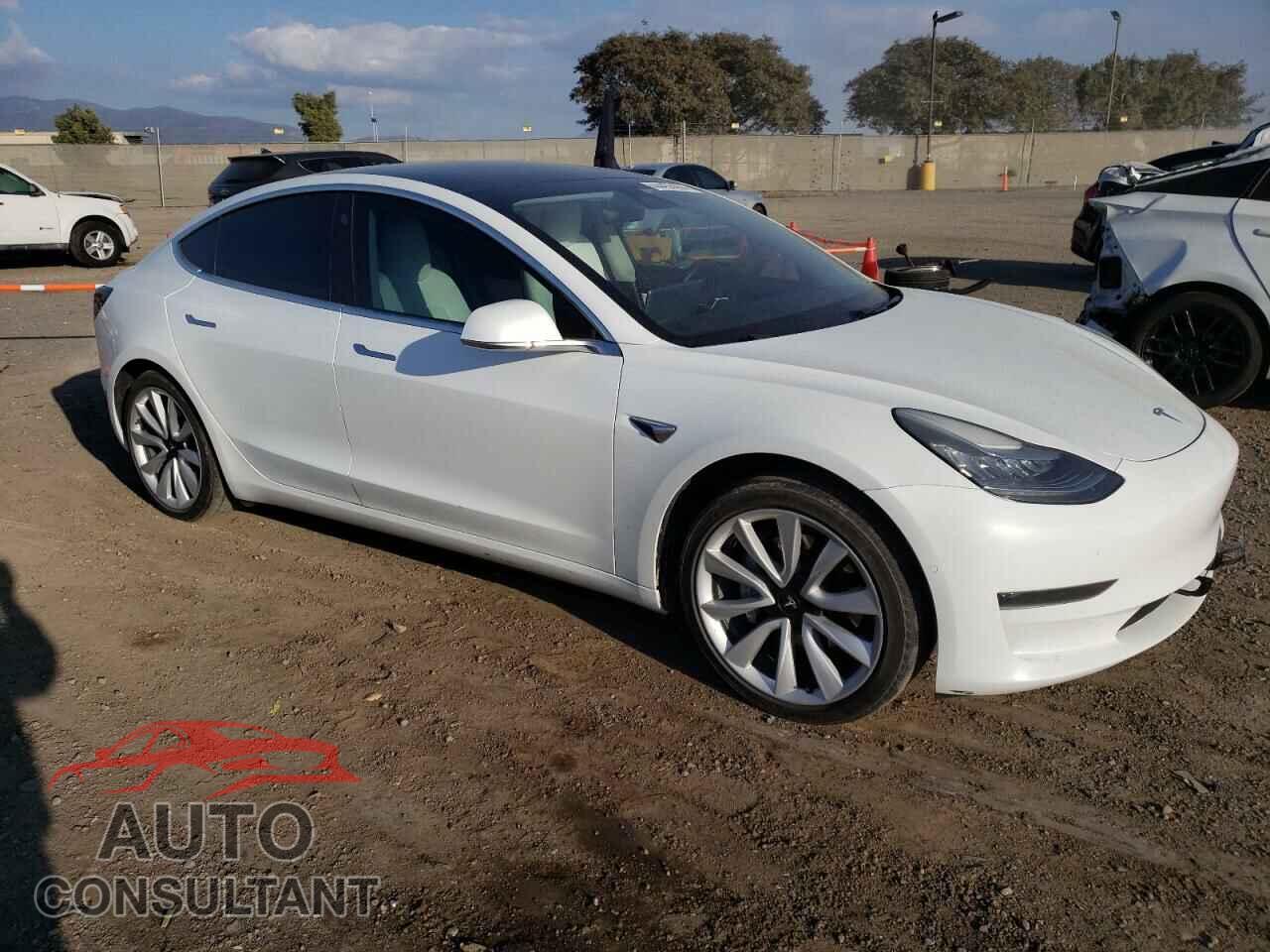 TESLA MODEL 3 2019 - 5YJ3E1EA3KF444936