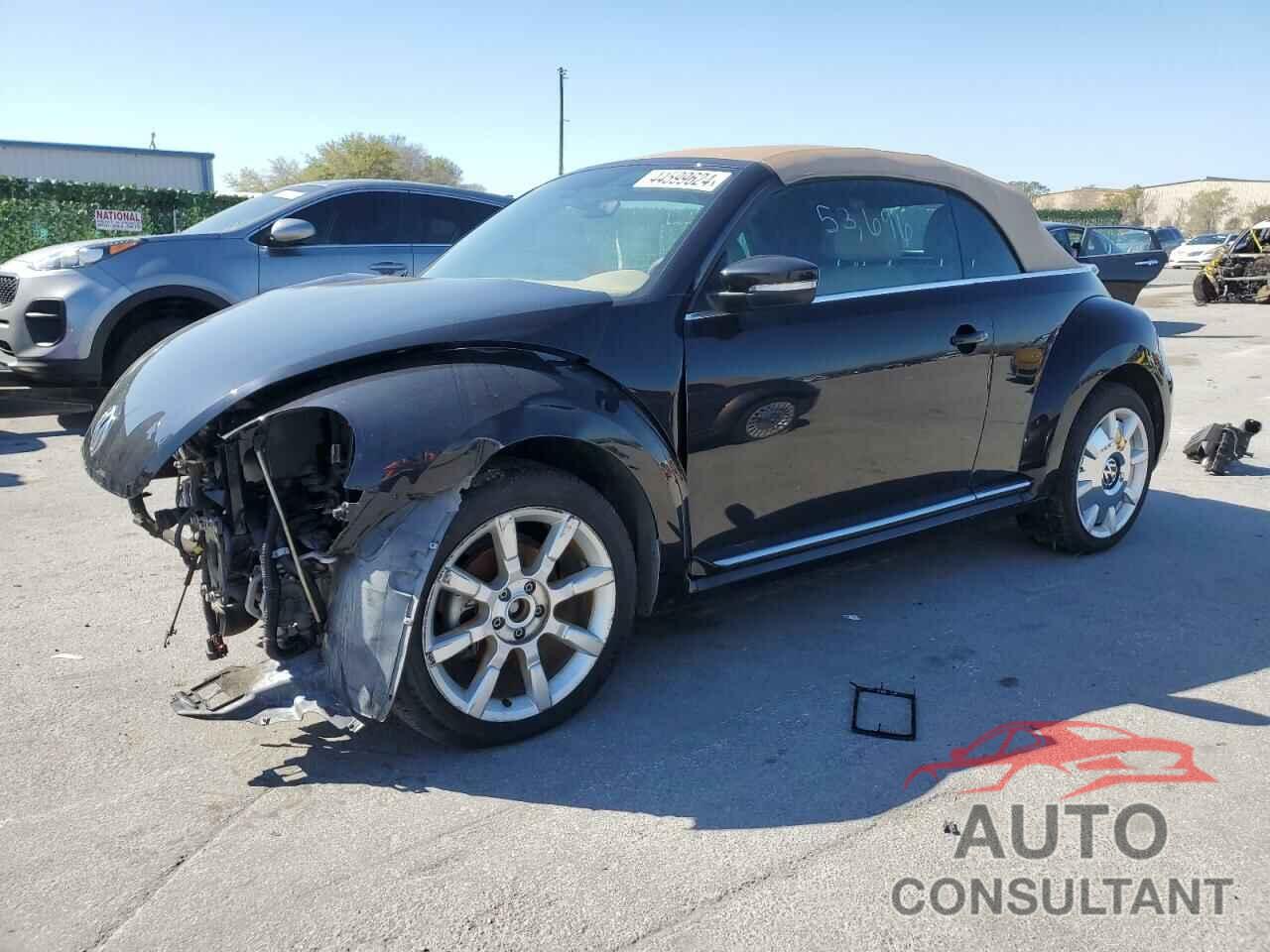 VOLKSWAGEN BEETLE 2018 - 3VW5DAAT2JM518230