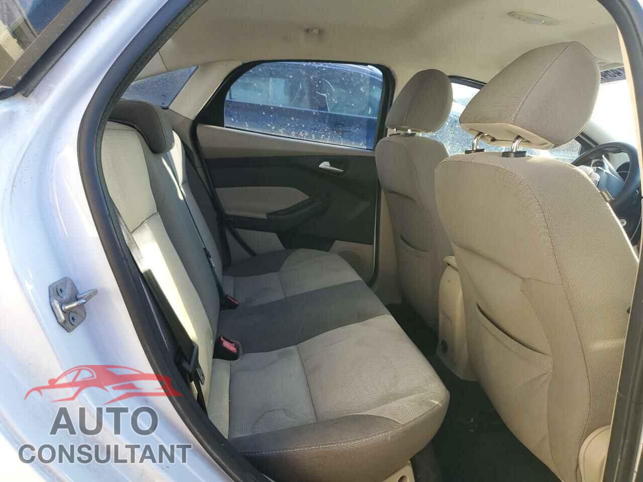 FORD FOCUS 2013 - 1FADP3F2XDL261606