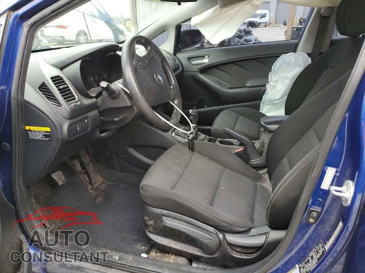 KIA FORTE 2017 - 3KPFK4A77HE045768