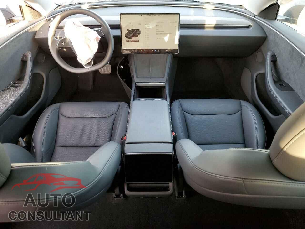 TESLA MODEL 3 2024 - 5YJ3E1EB5RF753911