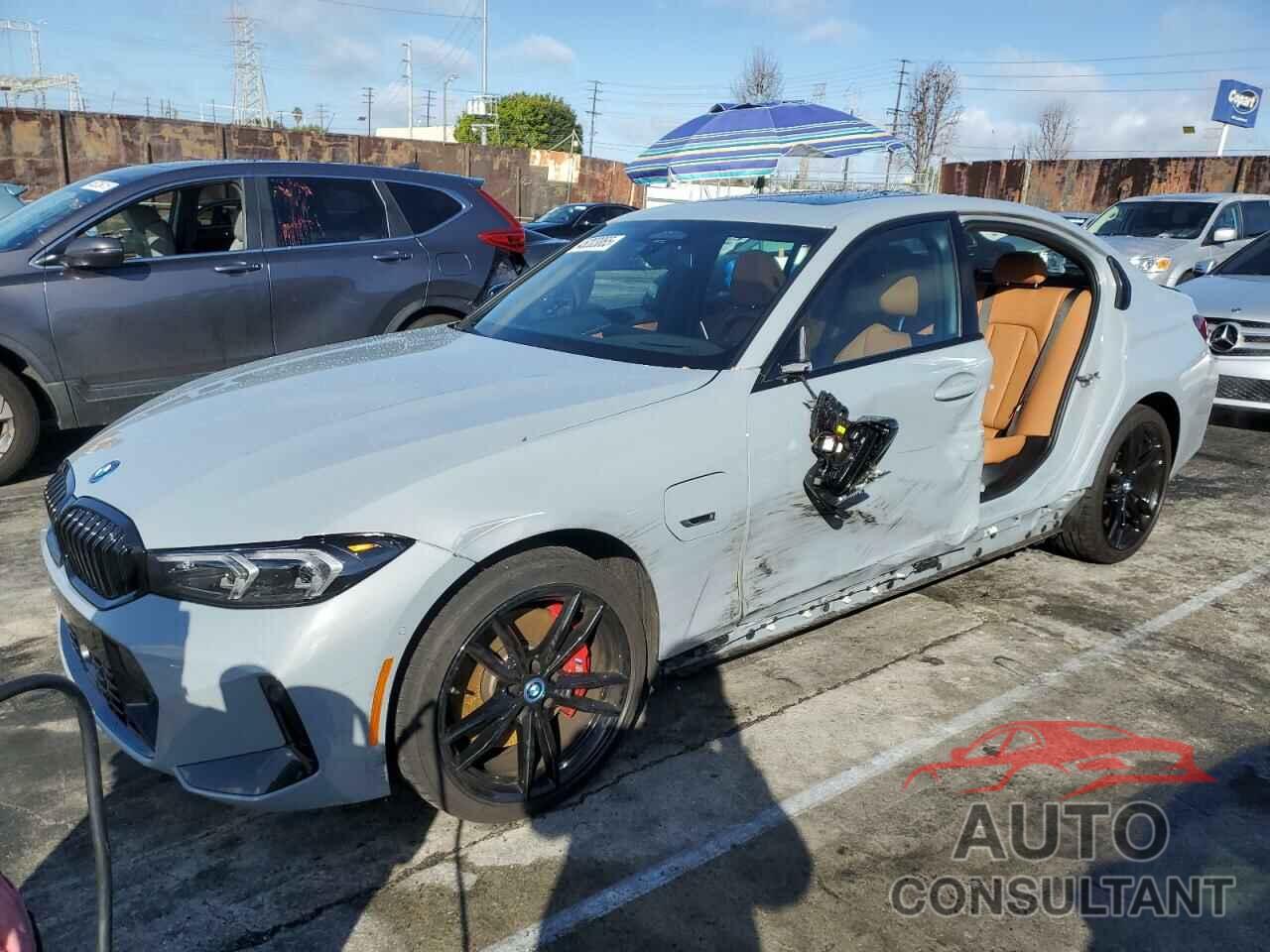 BMW 3 SERIES 2023 - 3MW39FF07P8D26890