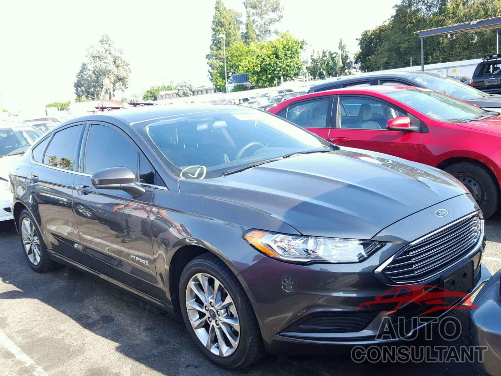 FORD FUSION 2017 - 3FA6P0LU7HR129701