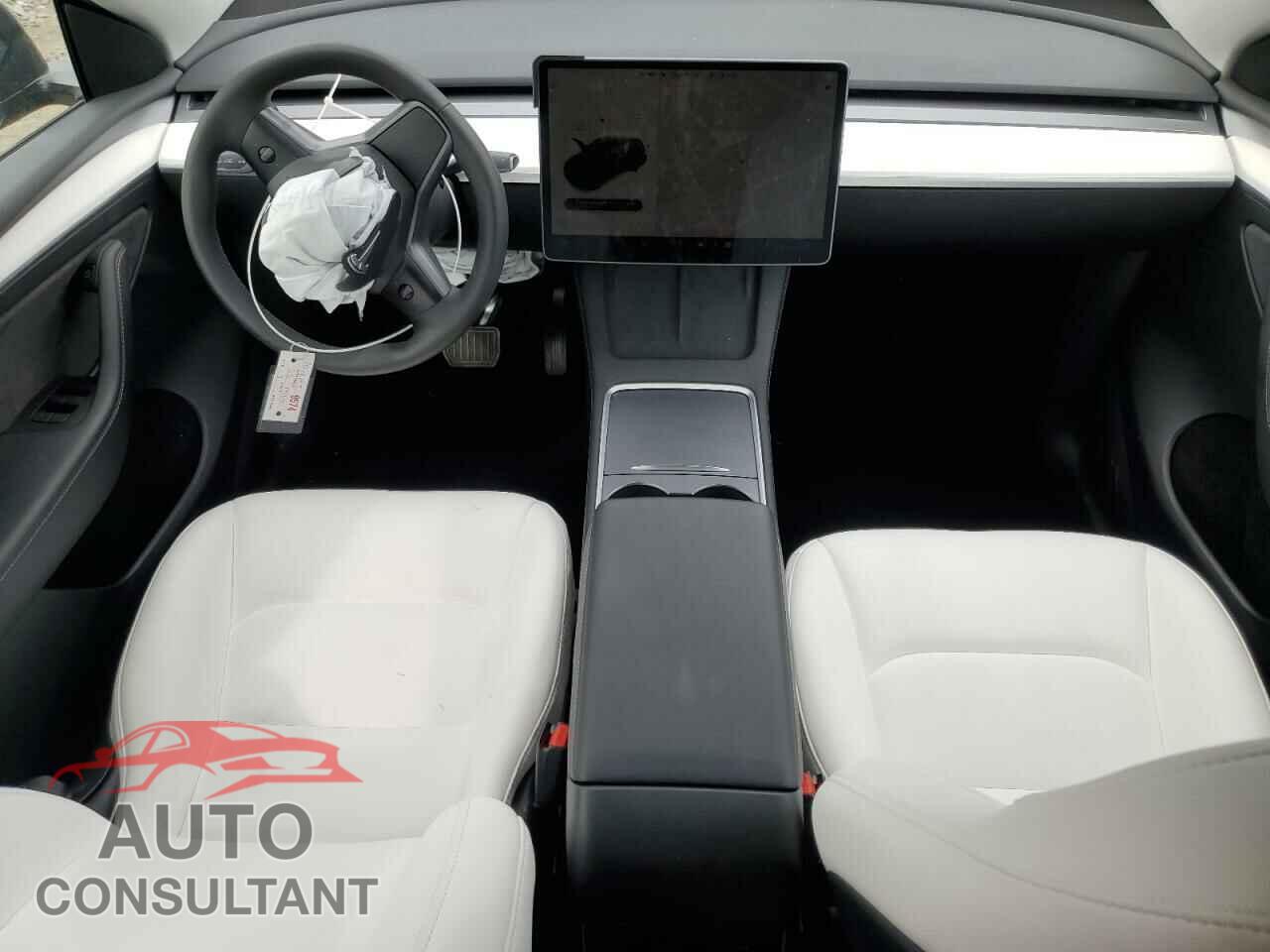 TESLA MODEL Y 2023 - 7SAYGAEE4PF857882