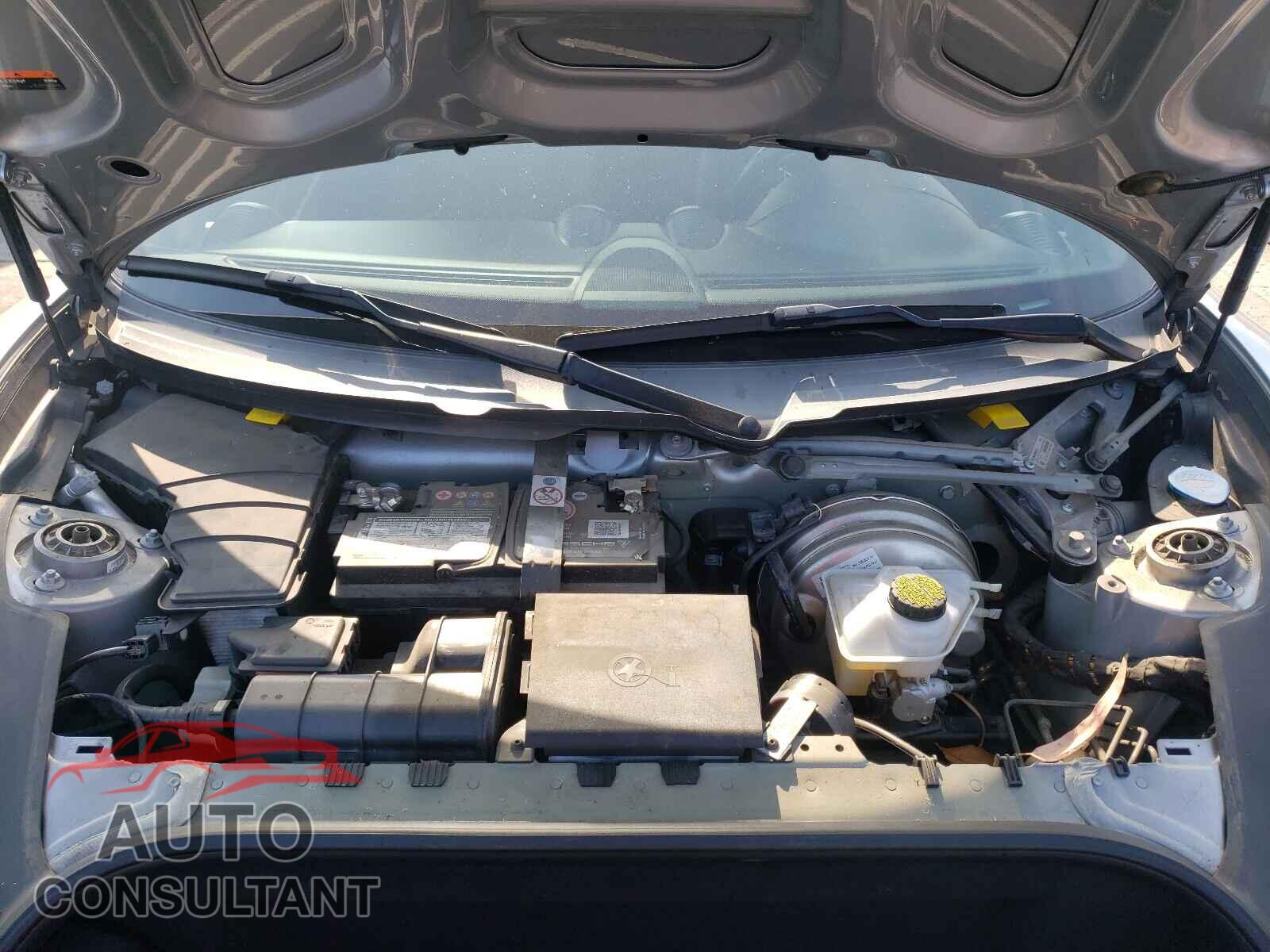 PORSCHE CAYMAN 2018 - WP0AA2A80JK260468