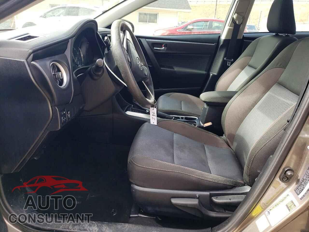 TOYOTA COROLLA 2017 - 2T1BURHE5HC903473