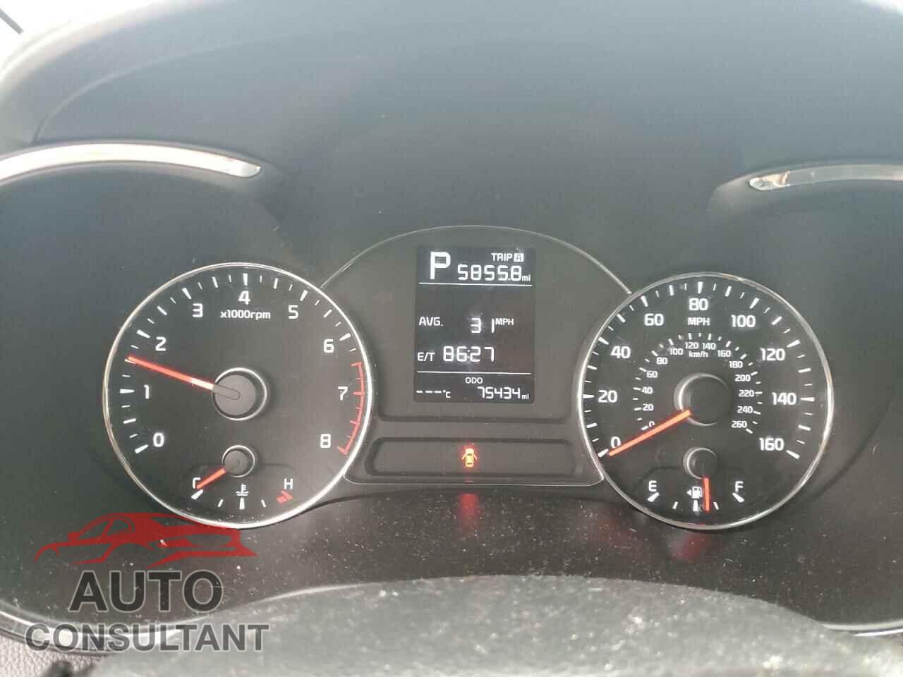 KIA FORTE 2017 - KNAFK5A80H5699440