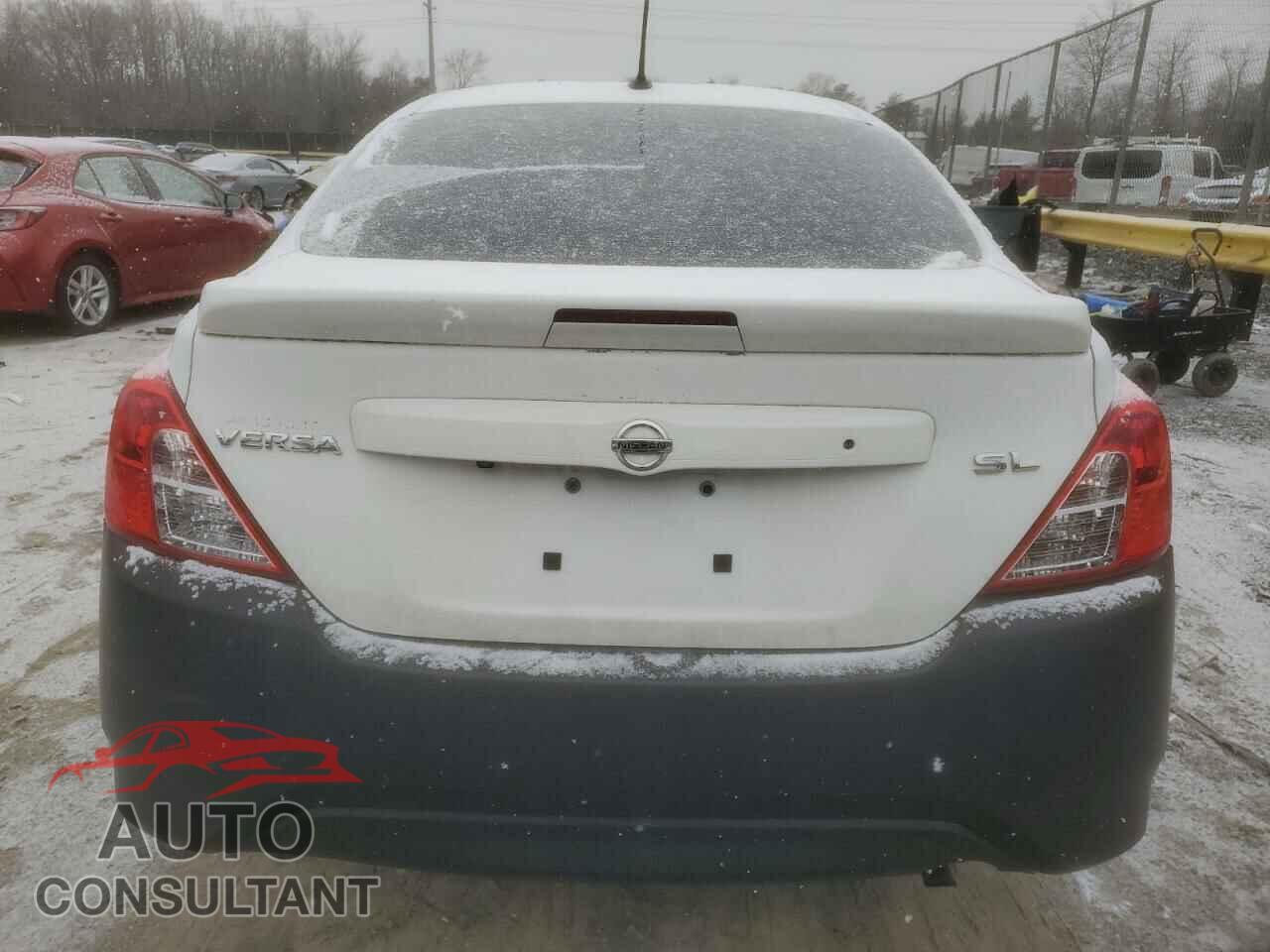 NISSAN VERSA 2017 - 3N1CN7AP3HL840889