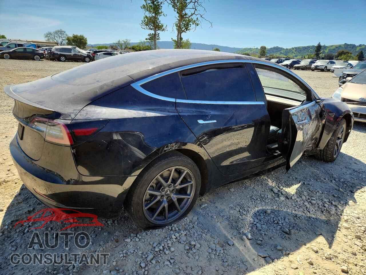 TESLA MODEL 3 2019 - 5YJ3E1EA9KF304258