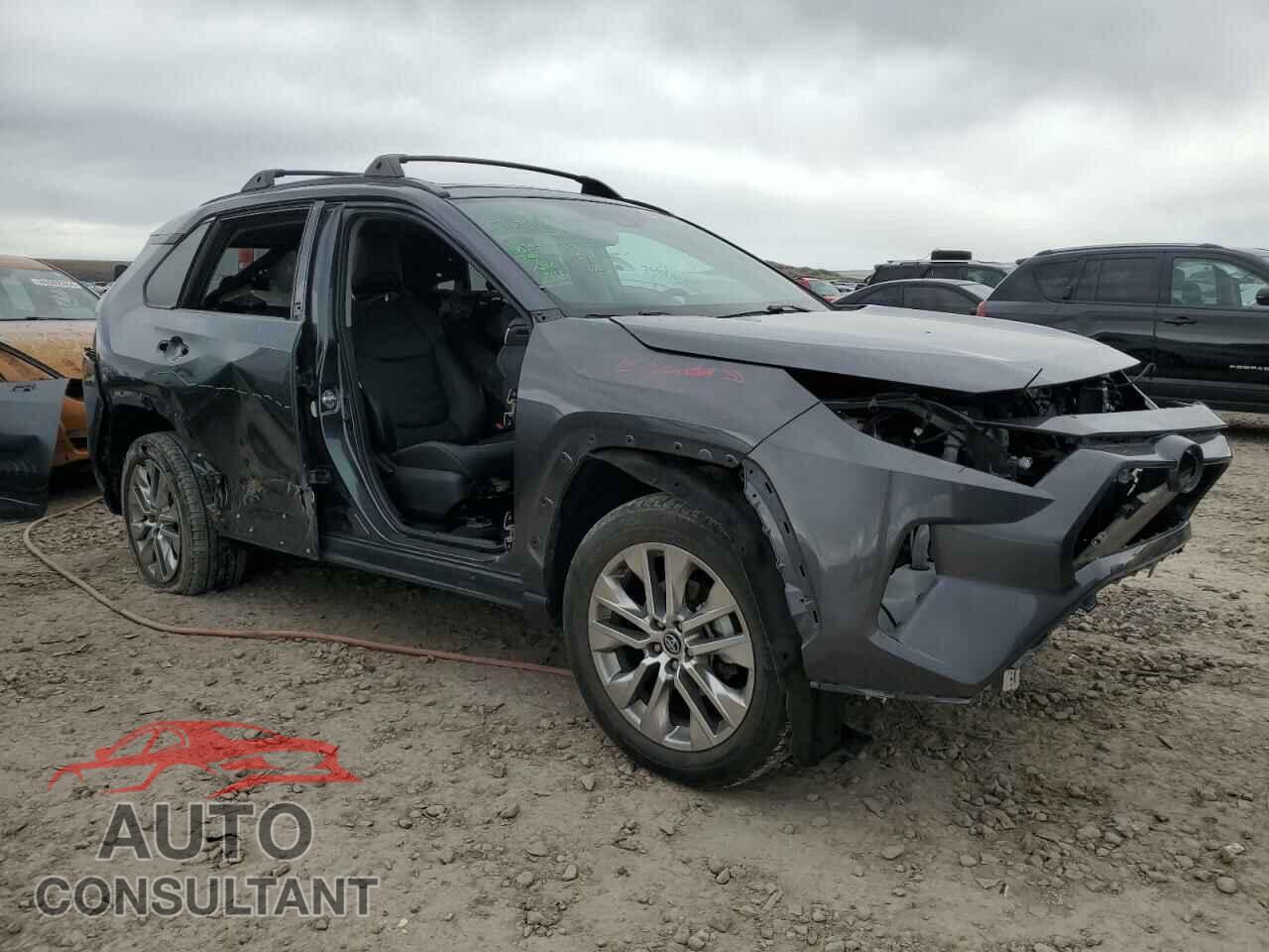 TOYOTA RAV4 2021 - 2T3A1RFVXMC161015