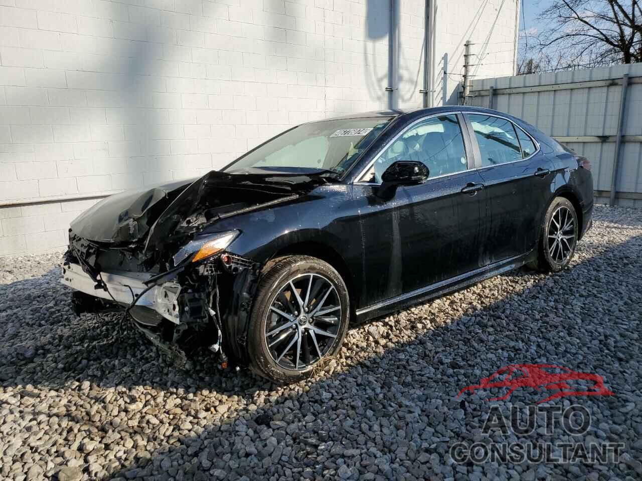 TOYOTA CAMRY 2023 - 4T1G11AKXPU788267