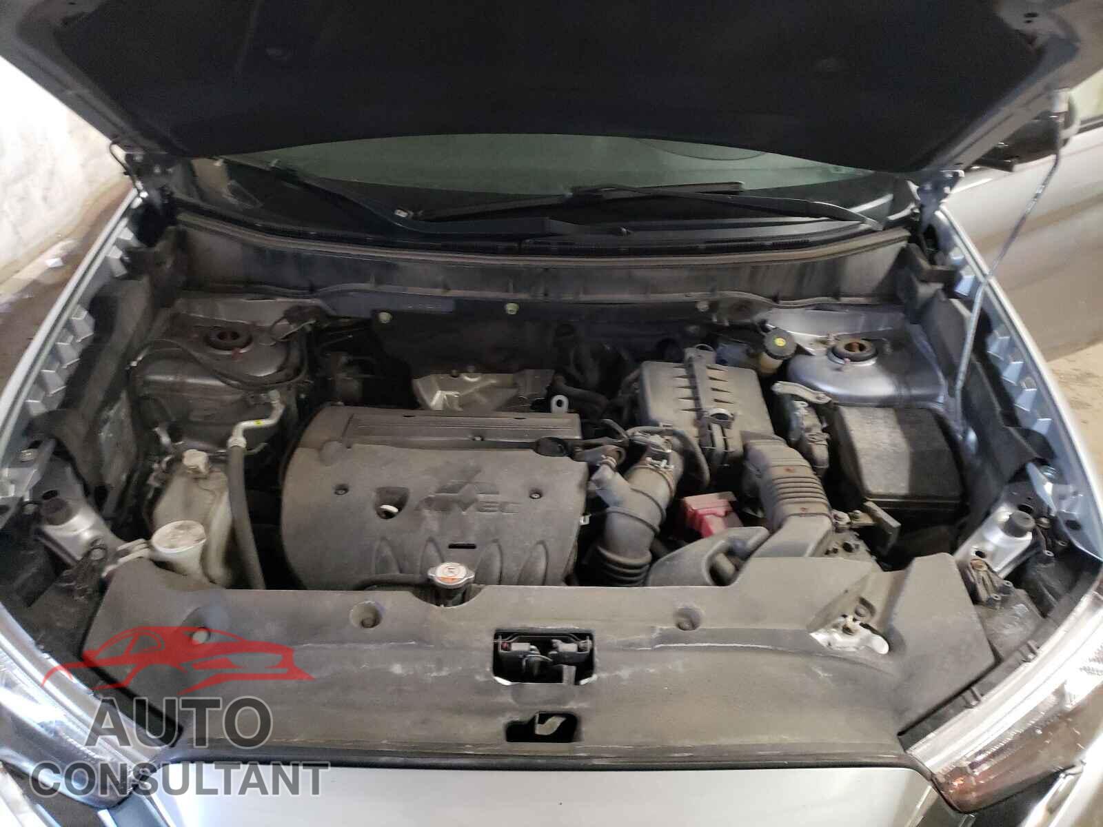 MITSUBISHI OUTLANDER 2017 - JA4AR3AU7HZ032605
