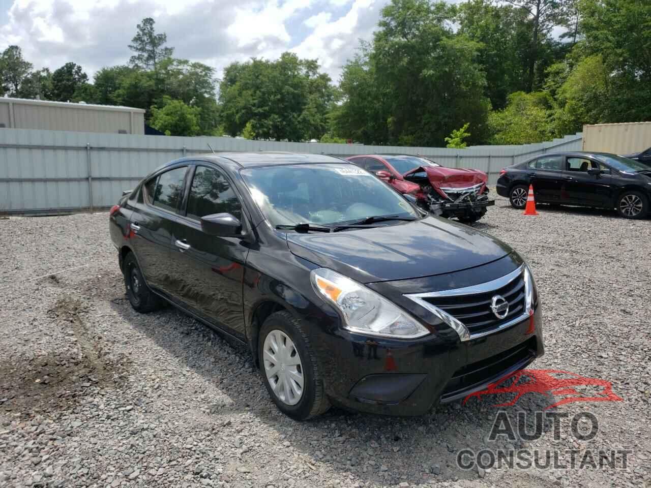NISSAN VERSA 2017 - 3N1CN7AP0HL890892