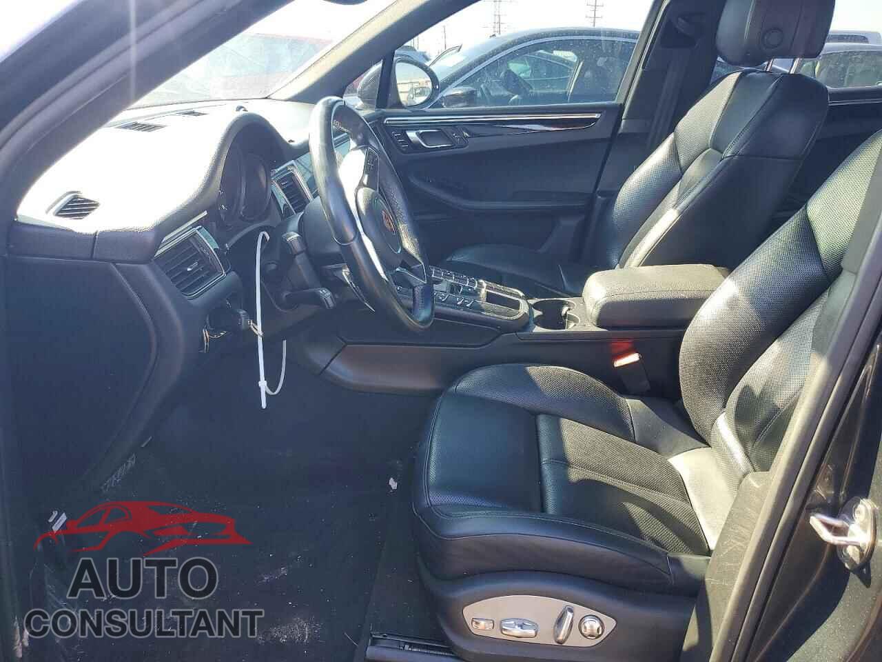 PORSCHE MACAN 2018 - WP1AA2A55JLB05770