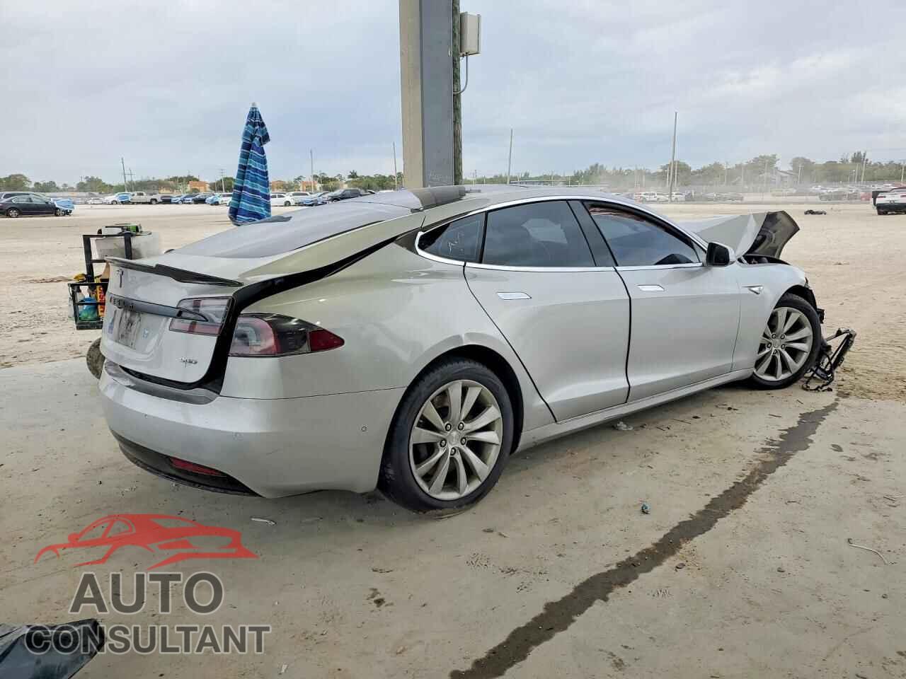 TESLA MODEL S 2016 - 5YJSA1E28GF144056