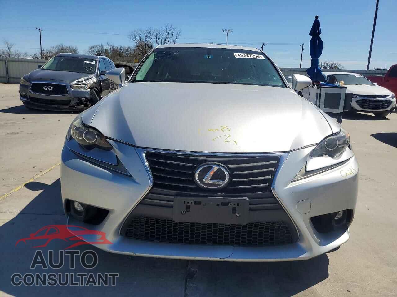 LEXUS IS 2015 - JTHBF1D20F5052716