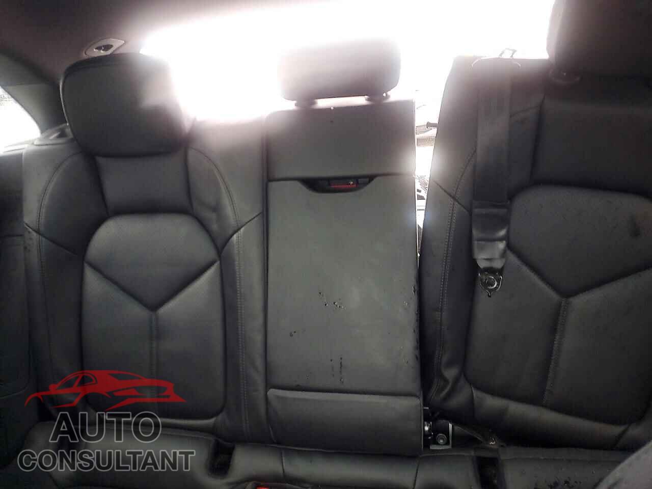 PORSCHE MACAN 2015 - WP1AB2A5XFLB43175