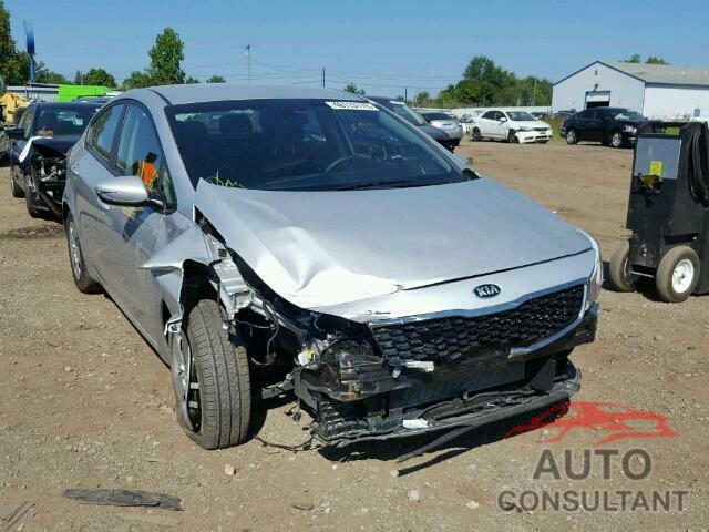 KIA FORTE 2018 - 3KPFK4A75JE189549