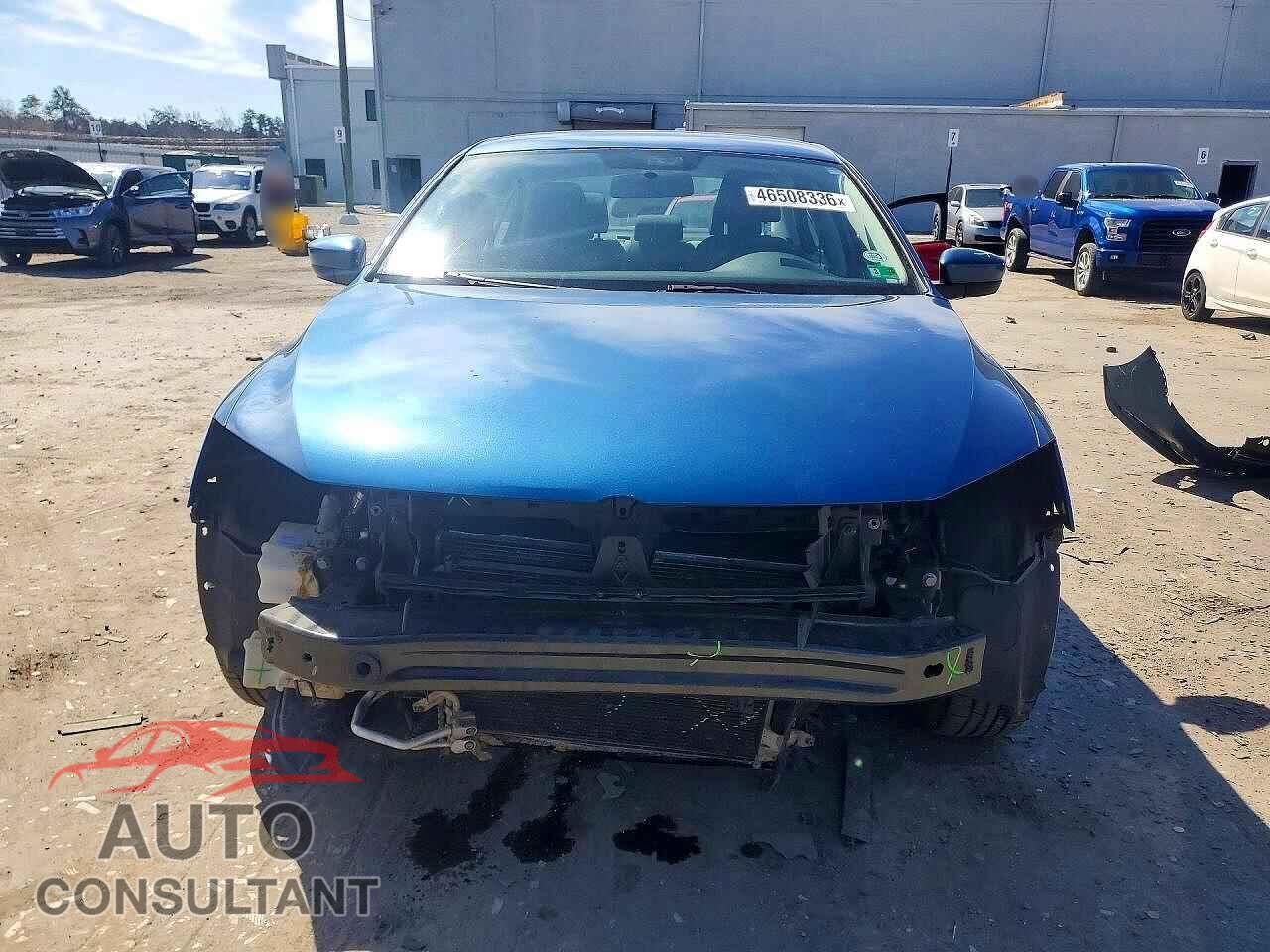 VOLKSWAGEN JETTA 2017 - 3VW2B7AJ1HM353470