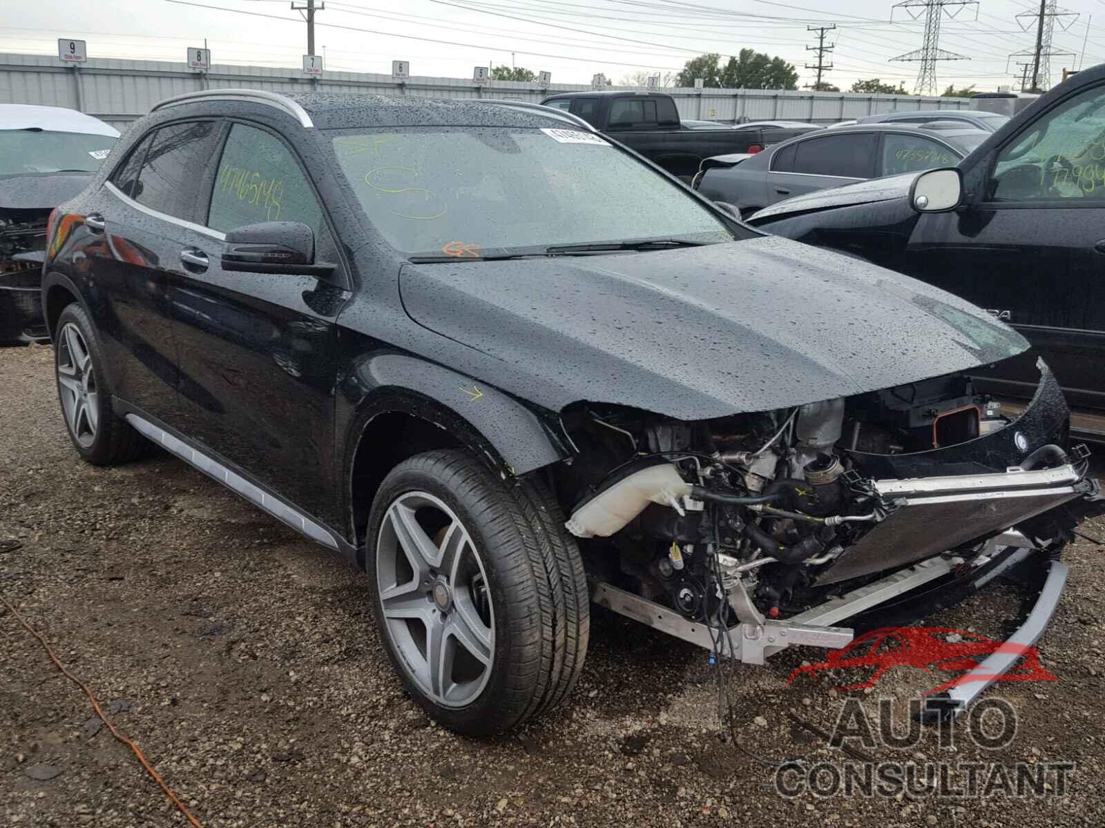 MERCEDES-BENZ GLA 250 4MATIC 2015 - WDCTG4GB0FJ135967