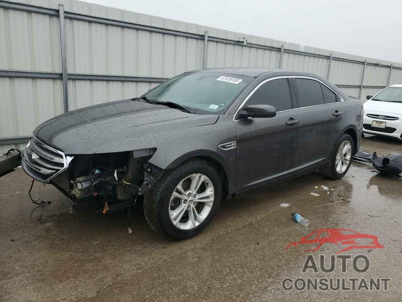 FORD TAURUS 2017 - 1FAHP2E82HG132078