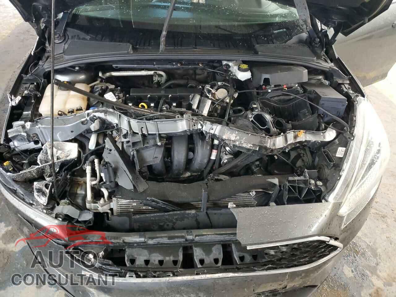FORD FOCUS 2017 - 1FADP3F24HL319991