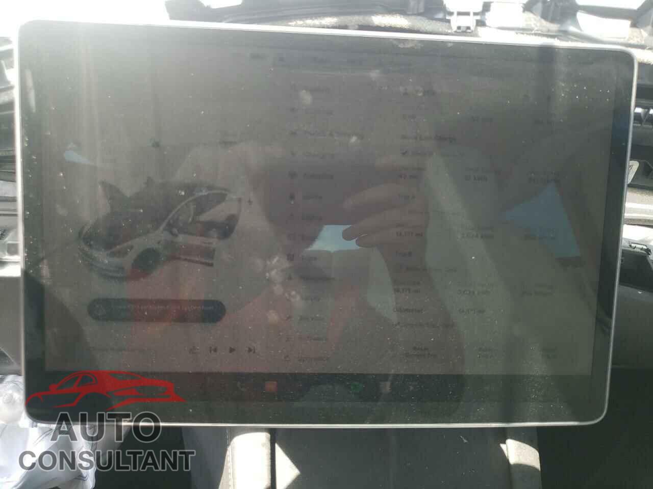 TESLA MODEL 3 2022 - 5YJ3E1EA6NF347895