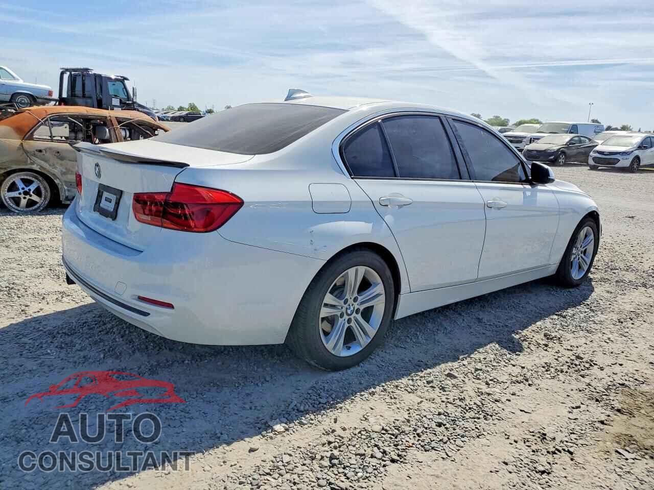 BMW 3 SERIES 2018 - WBA8B9C50JEE82496