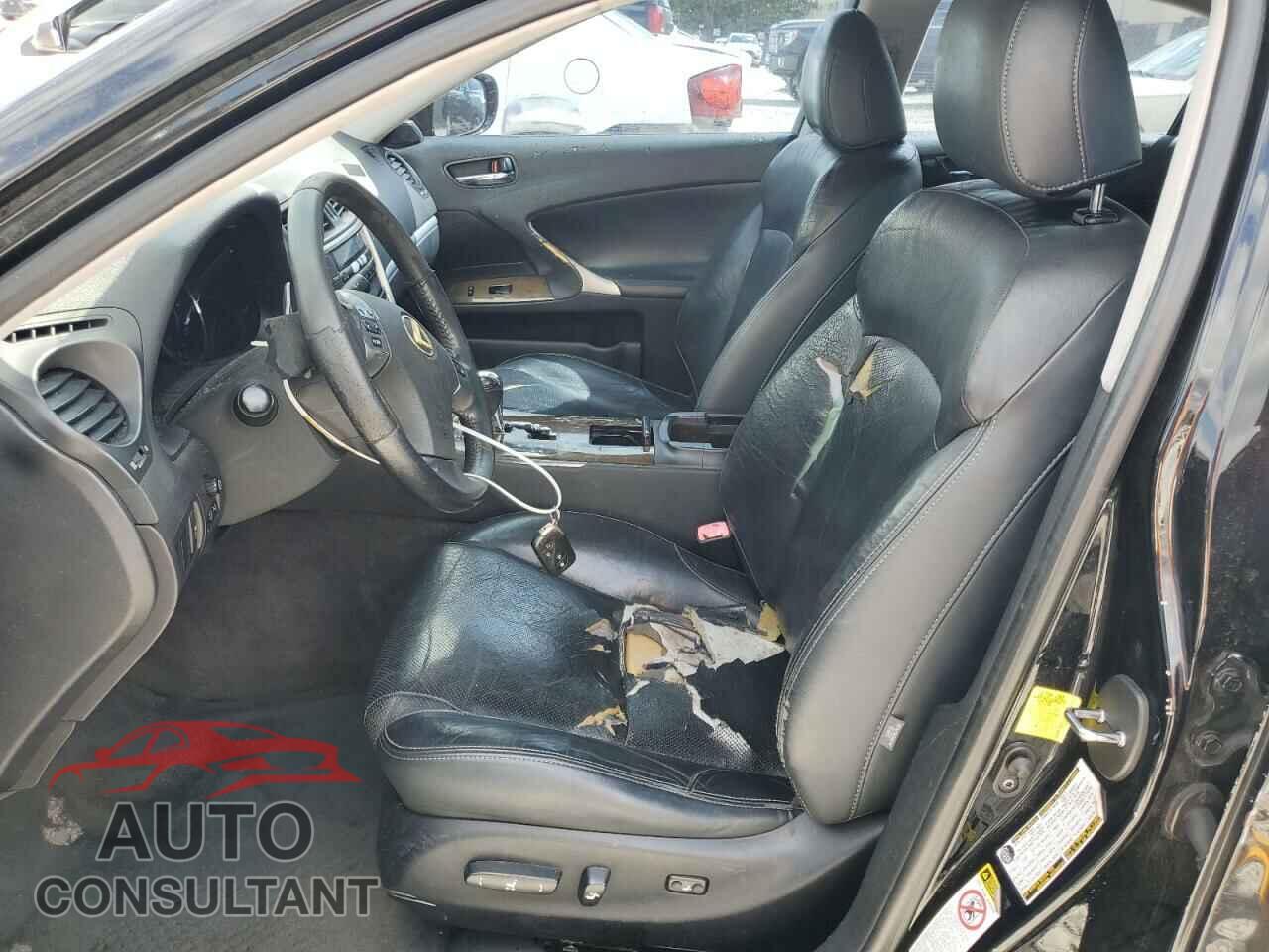 LEXUS IS 2012 - JTHBF5C21C5163909