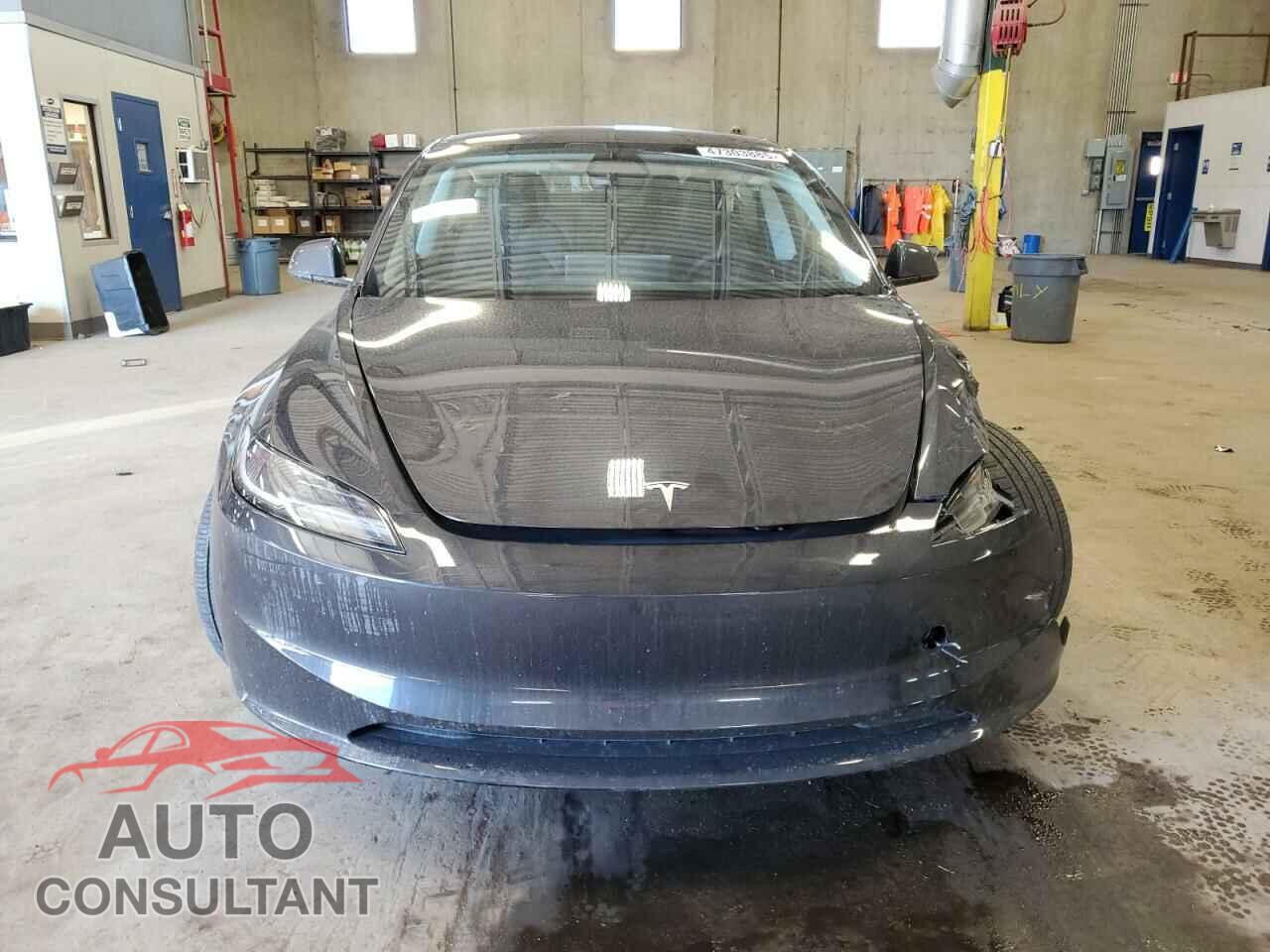 TESLA MODEL 3 2024 - 5YJ3E1EBXRF818977