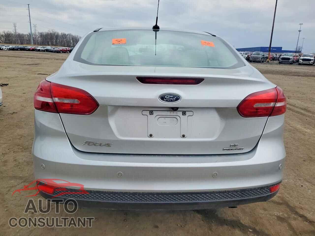 FORD FOCUS 2016 - 1FADP3F28GL386883