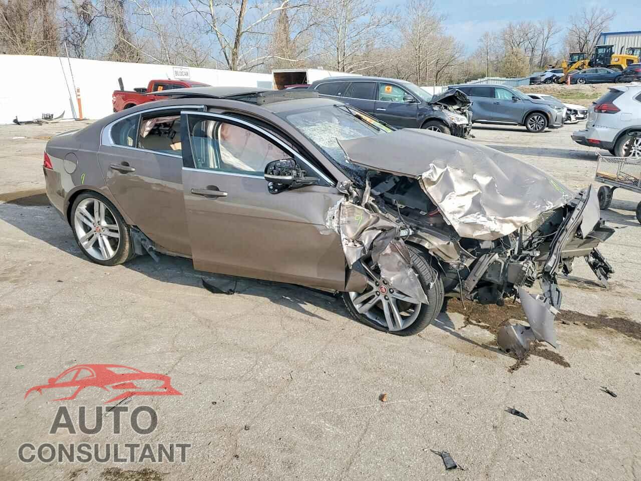 JAGUAR XE 2017 - SAJAK4BV8HA955487