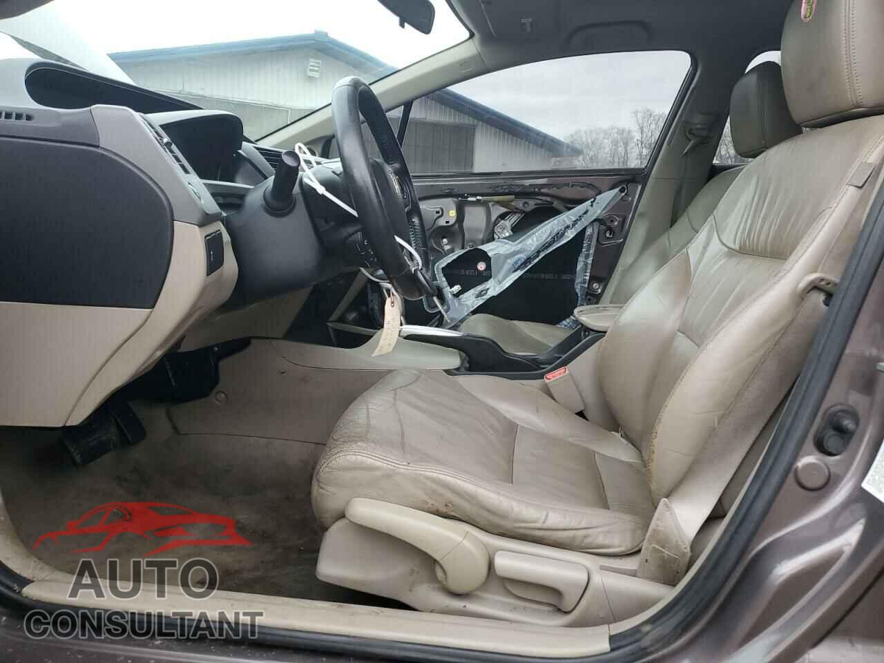 HONDA CIVIC 2012 - 2HGFB2F98CH515870