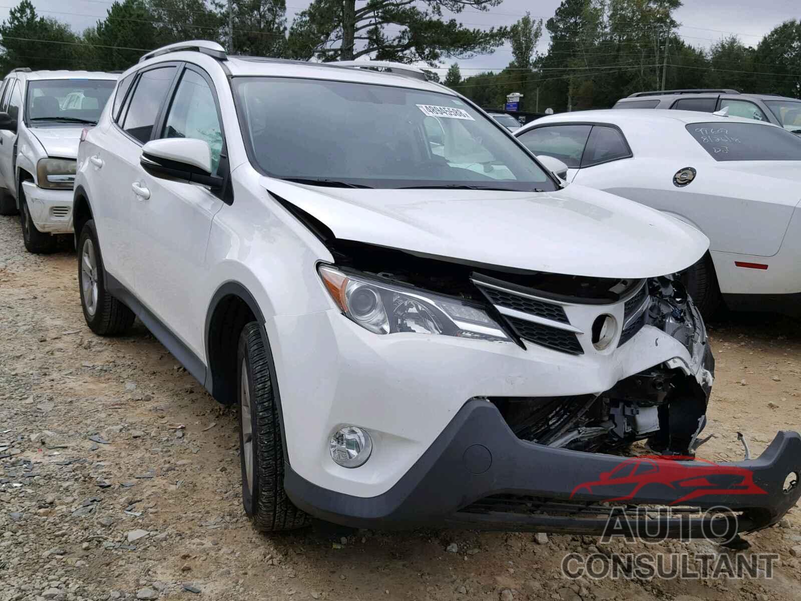TOYOTA RAV4 XLE 2015 - 2T3WFREV3FW142574
