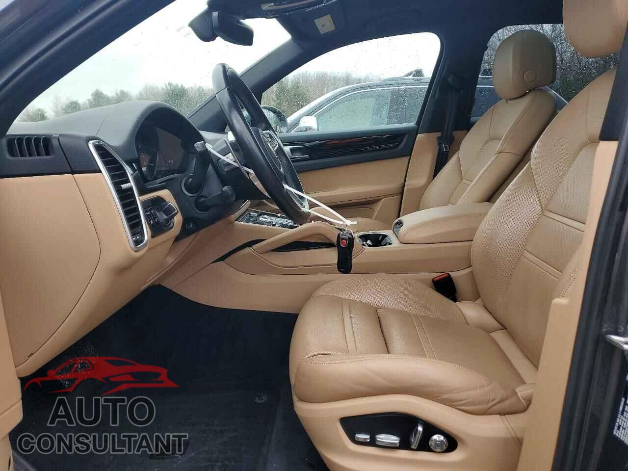 PORSCHE CAYENNE 2020 - WP1AA2AY1LDA04426